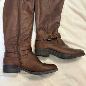 GUC 9.5M BareTraps Brown Over the Knee Boots